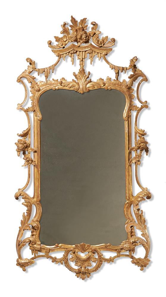 A GILTWOOD WALL MIRROR IN 18TH CENTURY ITALIAN STYLE, 19TH CENTURY