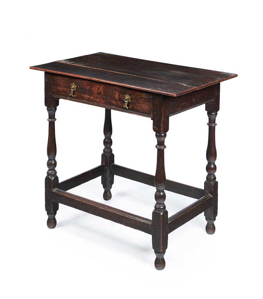 AN OAK SIDE TABLEEARLY, 18TH CENTURY