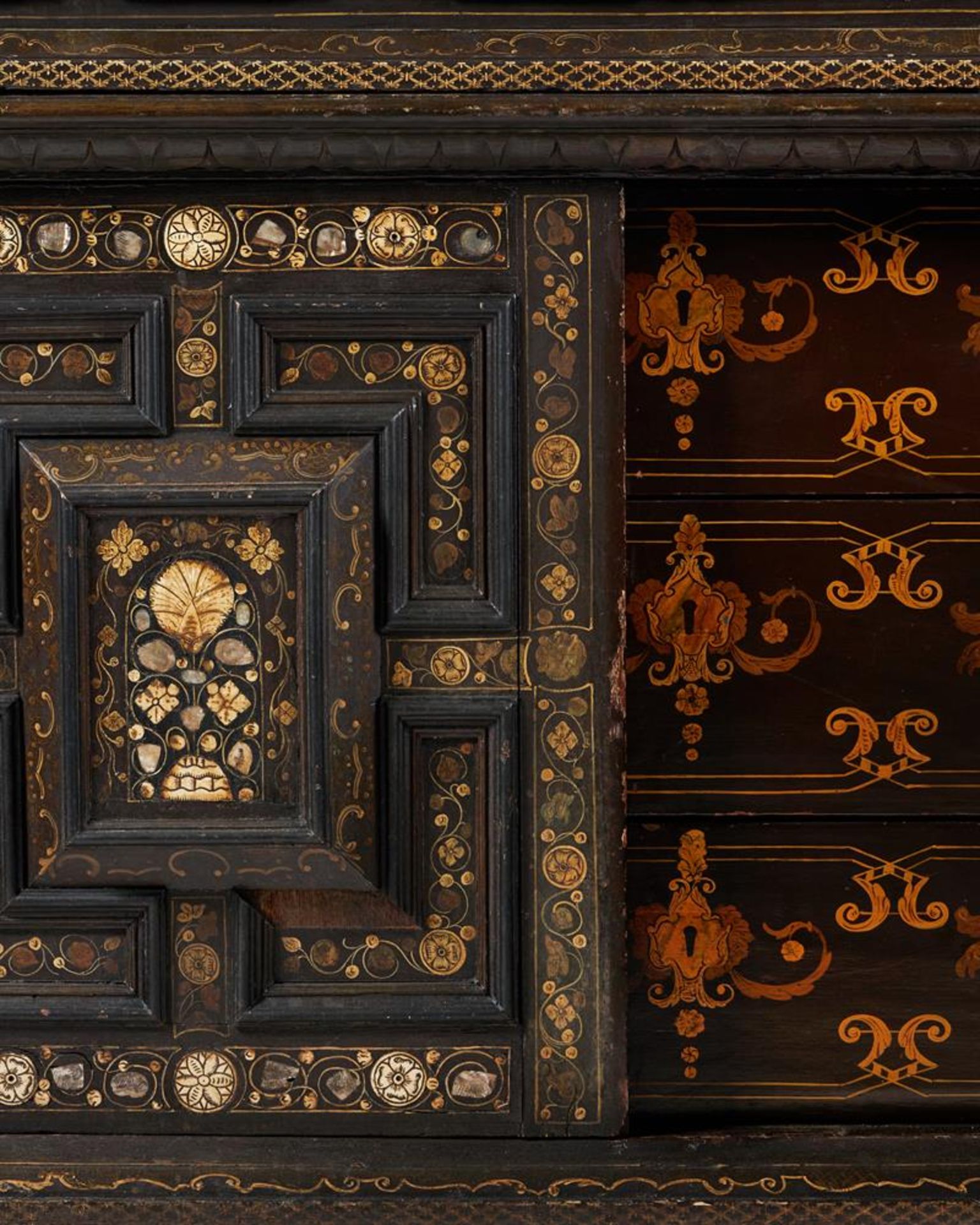 Y A CHARLES II PAINTED OAK, MOTHER OF PEAR AND BONE INLAID ENCLOSED CHEST OF DRAWERS, CIRCA 1660 - Image 8 of 17