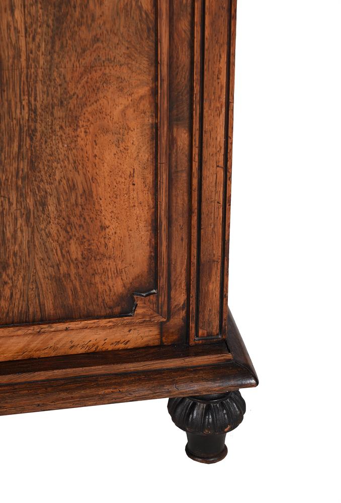 Y A WILLIAM IV ROSEWOOD SIDE CABINET - Image 2 of 3