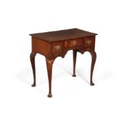 A MAHOGANY LOWBOY OR SIDE TABLEIN 18TH CENTURY STYLE