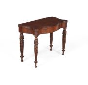 AN AMERICAN MAHOGANY TEA TABLE