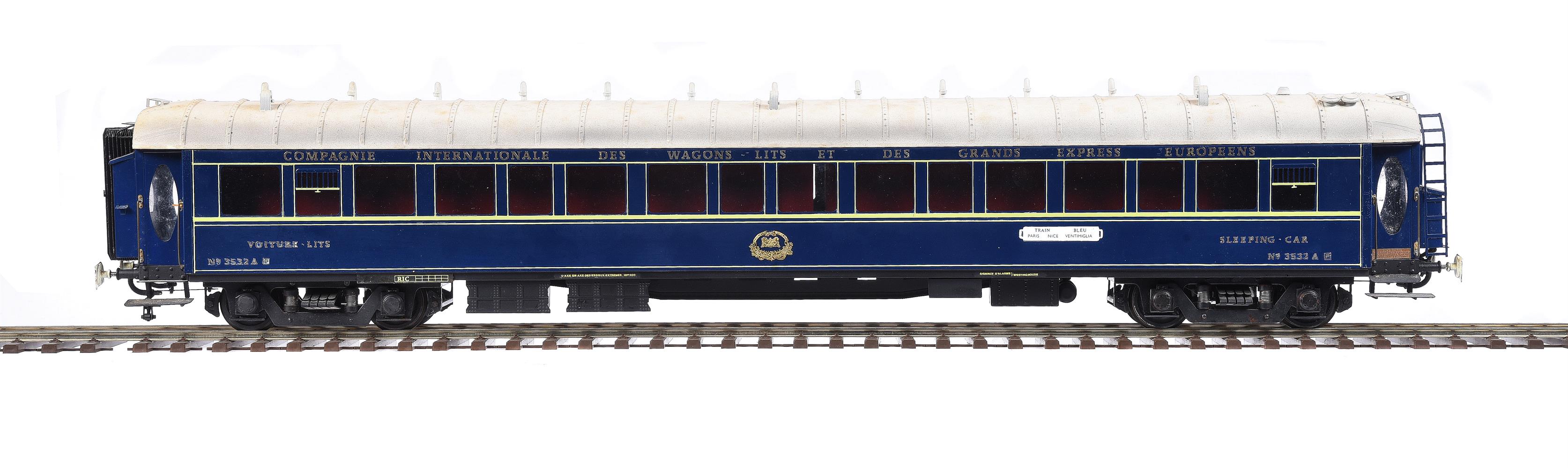 A fine gauge 1 model of an LX CIWL railway sleeping car - Image 2 of 3