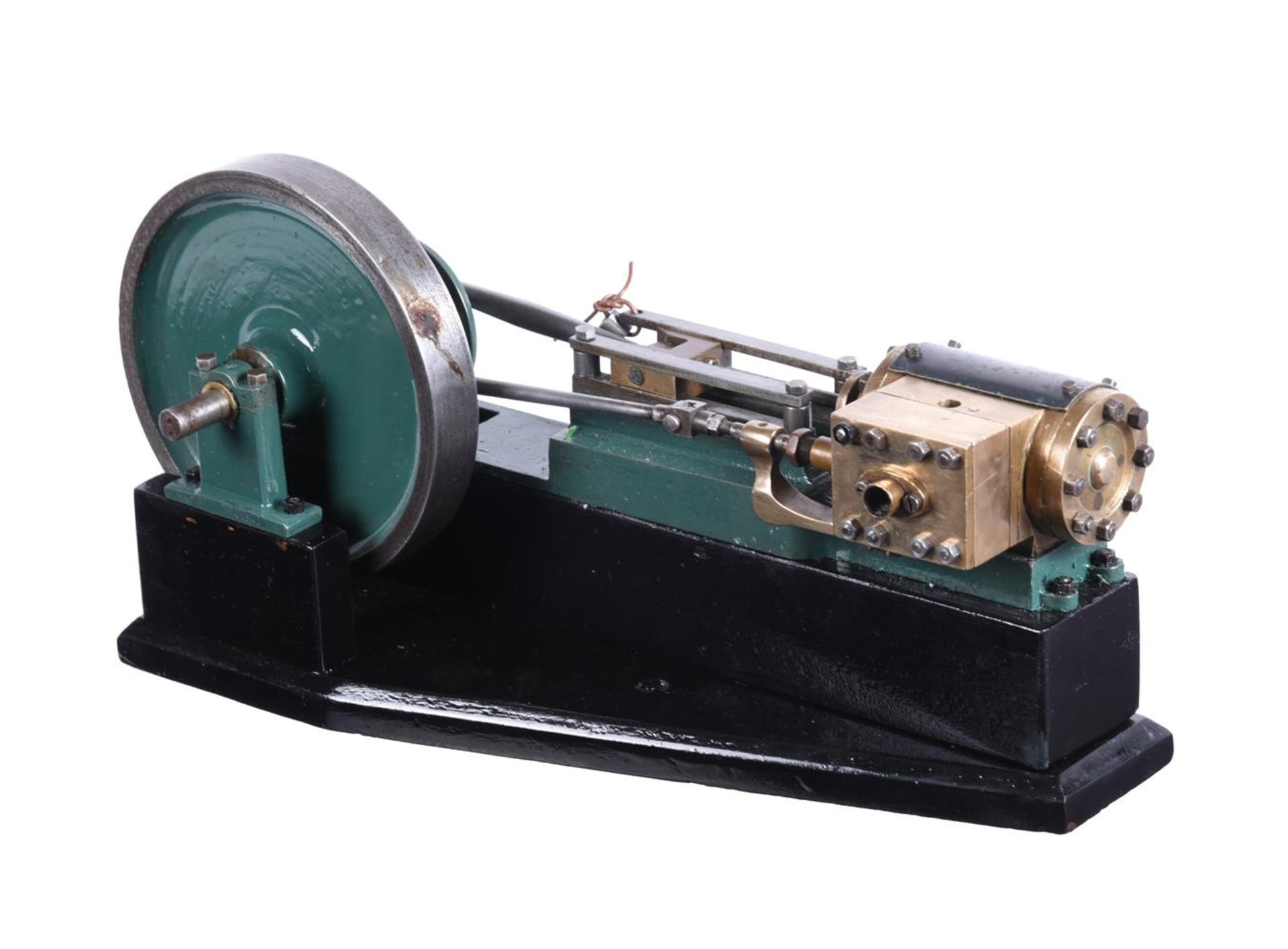 A well-engineered model of a horizontal live steam mill engine