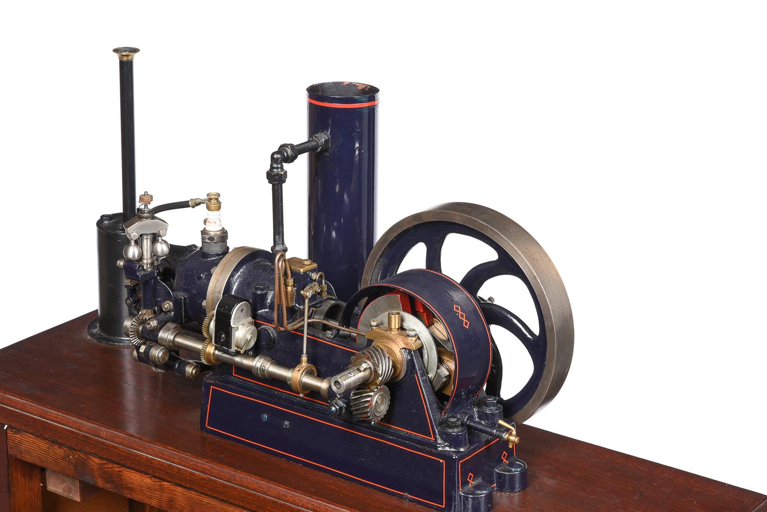 A well-engineered model of a Stuart Turner 800 gas engine - Image 3 of 3