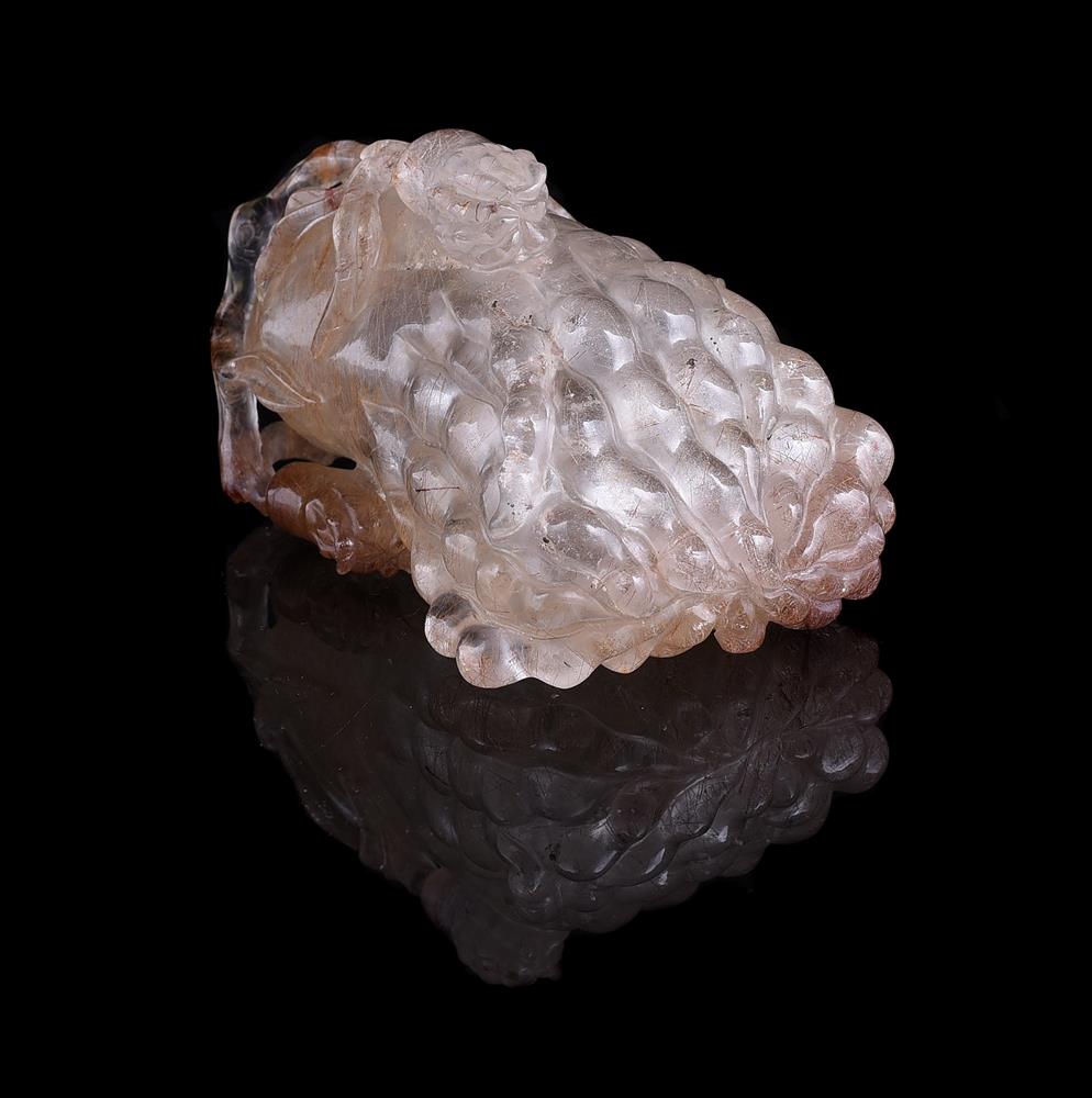 A good Chinese hair-crystal 'Buddha's Hand' Finger Citrus snuff bottle - Image 2 of 5