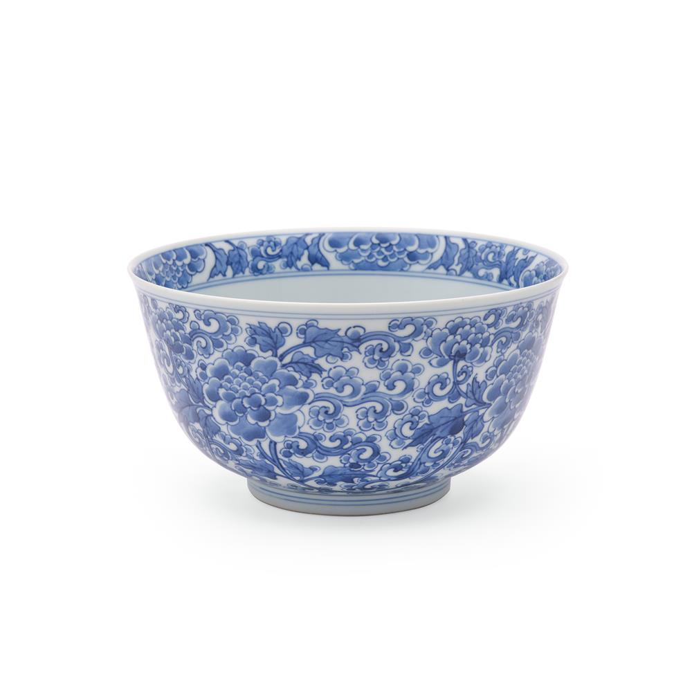 A Chinese blue and white 'Lotus' bowl