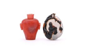 A good Chinese agate two-colour pendant