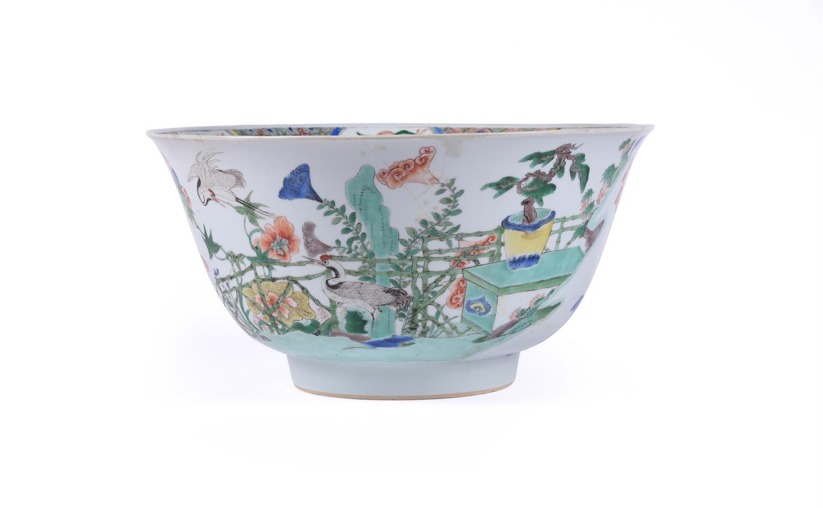 A large Chinese famille verte bowl - Image 2 of 4