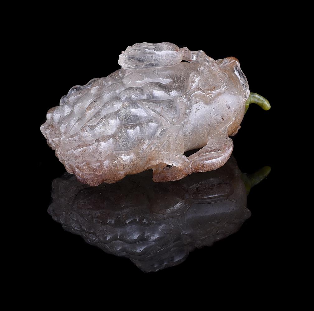 A good Chinese hair-crystal 'Buddha's Hand' Finger Citrus snuff bottle - Image 3 of 5