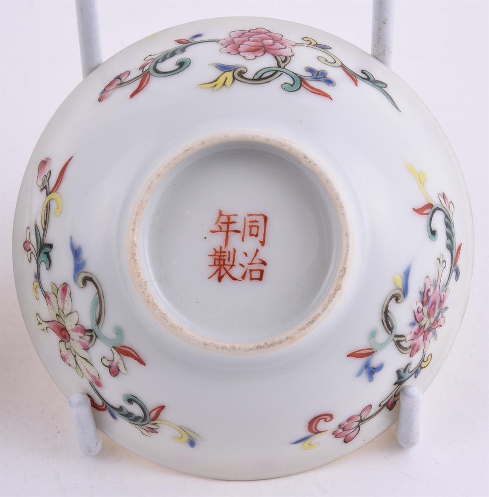 A pair of Chinese famille rose 'Marriage' saucers - Image 3 of 3