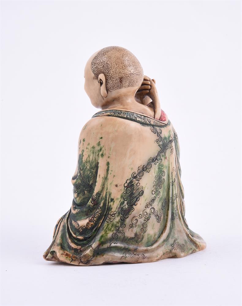 A Chinese soapstone figure of a luohan - Image 4 of 5