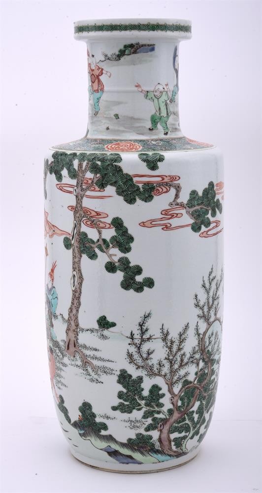 A large Chinese famille verte vase - Image 2 of 6