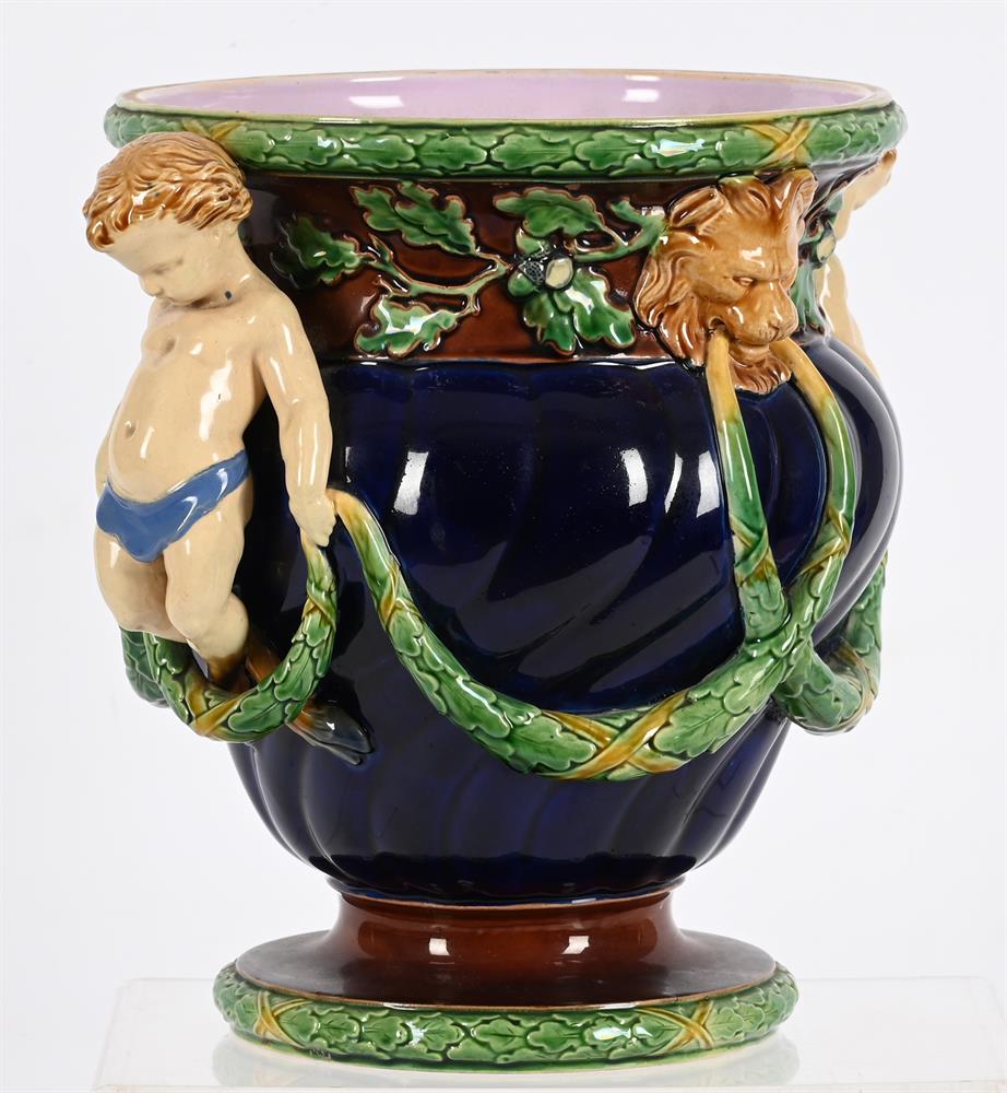 A MINTON MAJOLICA JARDINIERE - Image 2 of 6