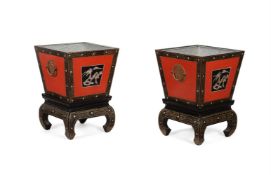 A PAIR OF LACQUERED JARDINIERES ON STANDS IN CHINESE STYLE