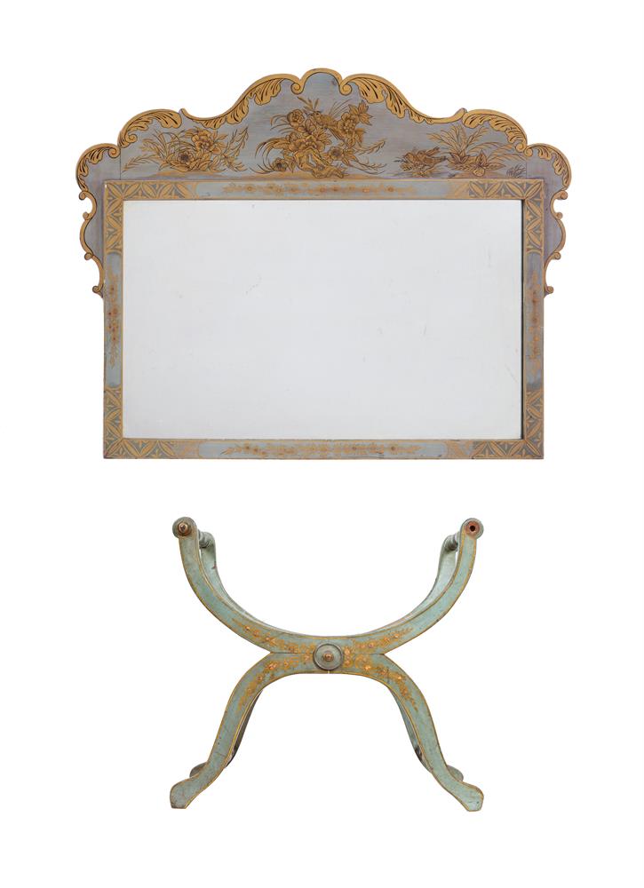 A PAINTED WOOD DRESSING STOOL IN VENETIAN STYLE