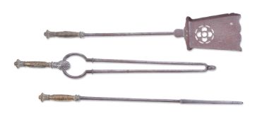 A SET OF THREE VICTORIAN BRASS AND STEEL FIRE TOOLS, SECOND HALF 19TH CENTURY