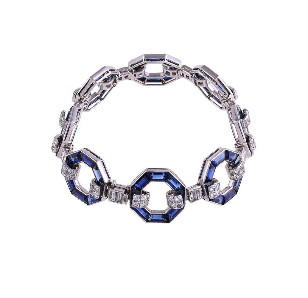 A 1930S FRENCH PLATINUM, SAPPHIRE AND DIAMOND BRACELET - Image 4 of 4