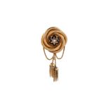 A MID VICTORIAN HALF PEARL SET GOLD KNOT BROOCH, CIRCA 1870