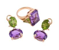 AN AMETHYST AND PERIDOT RING AND SIMILAR EARRINGS