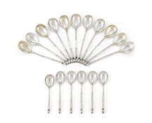 A SET OF ELEVEN RUSSIAN SILVER SPOONS