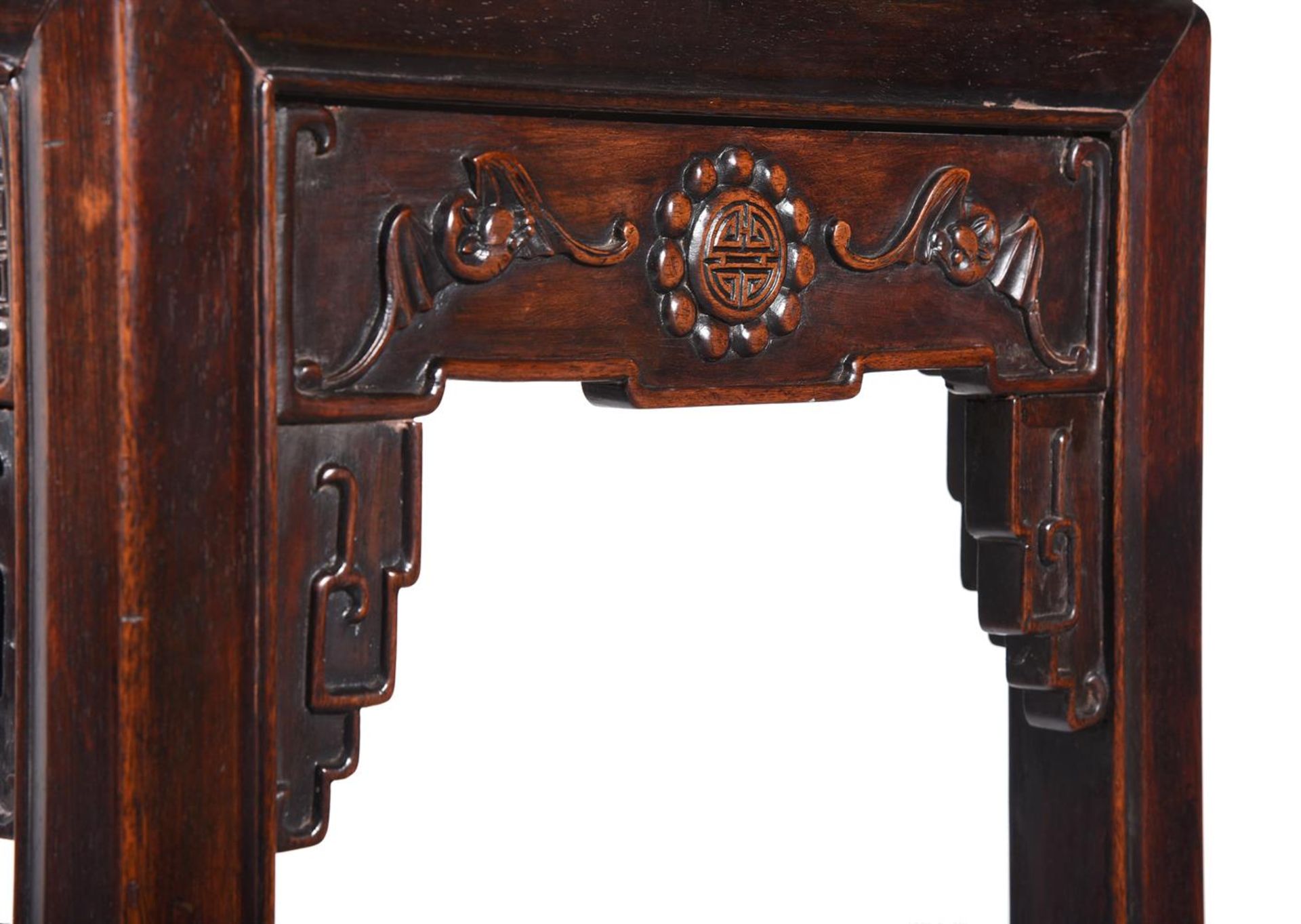 A CHINESE HARDWOOD SIDE OR ALTAR TABLE, 18TH/19TH CENTURY - Image 4 of 5