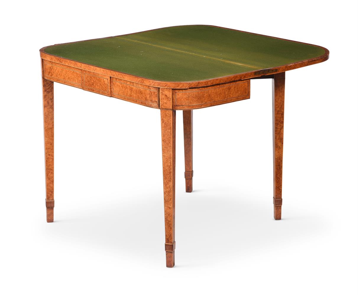 Y AN GEORGE III AMBOYNA AND SATINWOOD FOLDING CARD TABLE, CIRCA 1800 - Image 2 of 5