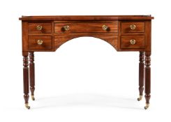 A PAIR OF REGENCY MAHOGANY DRESSING TABLES, ATTRIBUTED TO GILLOWS, CIRCA 1820