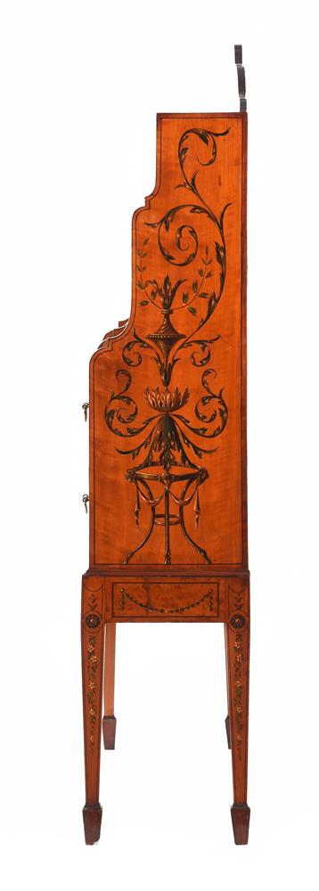 Y A GEORGE III SATINWOOD AND POLYCHROME PAINTED BOOKCASE, LATE 18TH/EARLY 19TH CENTURY - Image 6 of 6