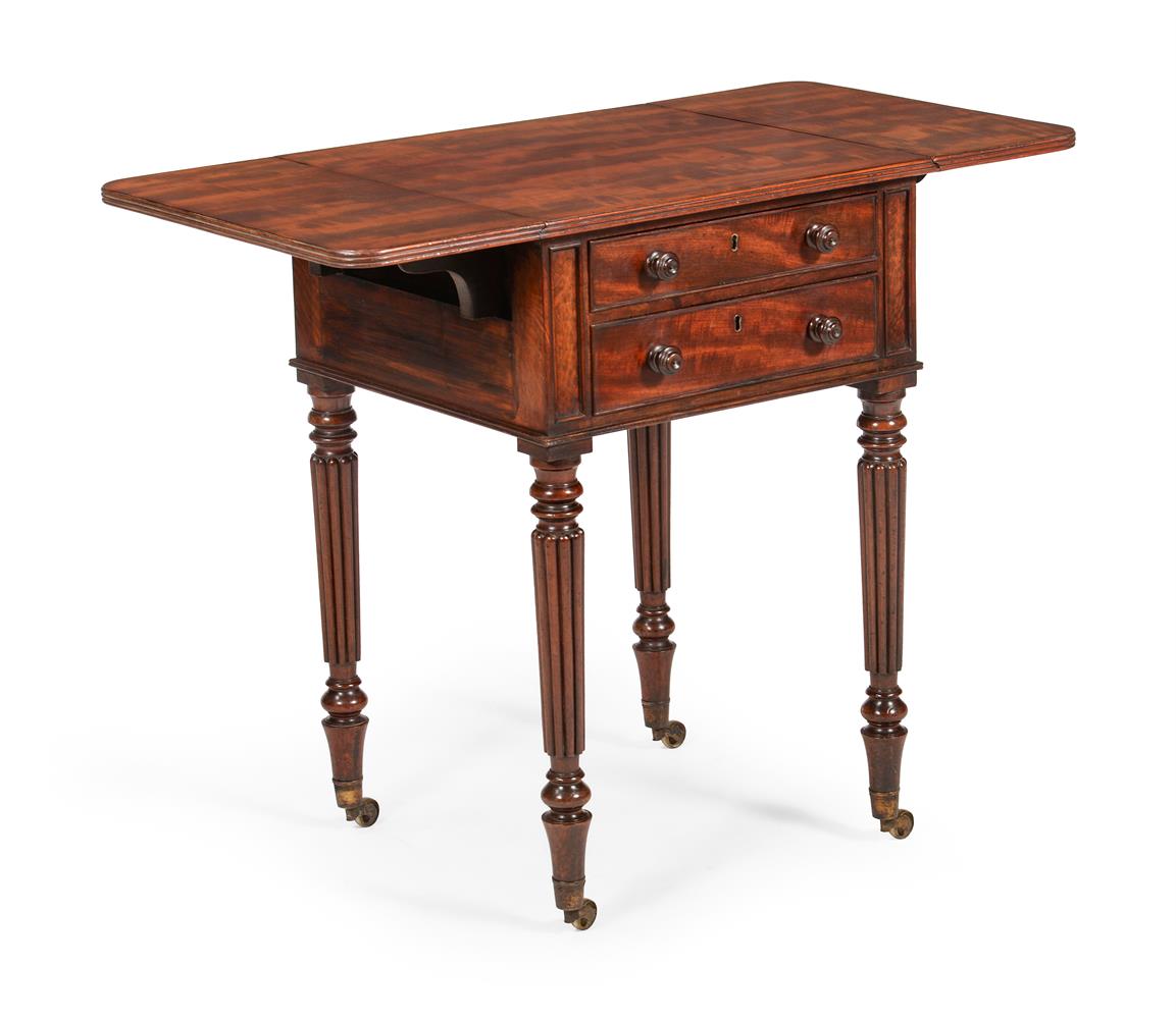 A GEORGE IV MAHOGANY PEMBROKE TABLE, IN THE MANNER OF GILLOWS, CIRCA 1830 - Image 2 of 5