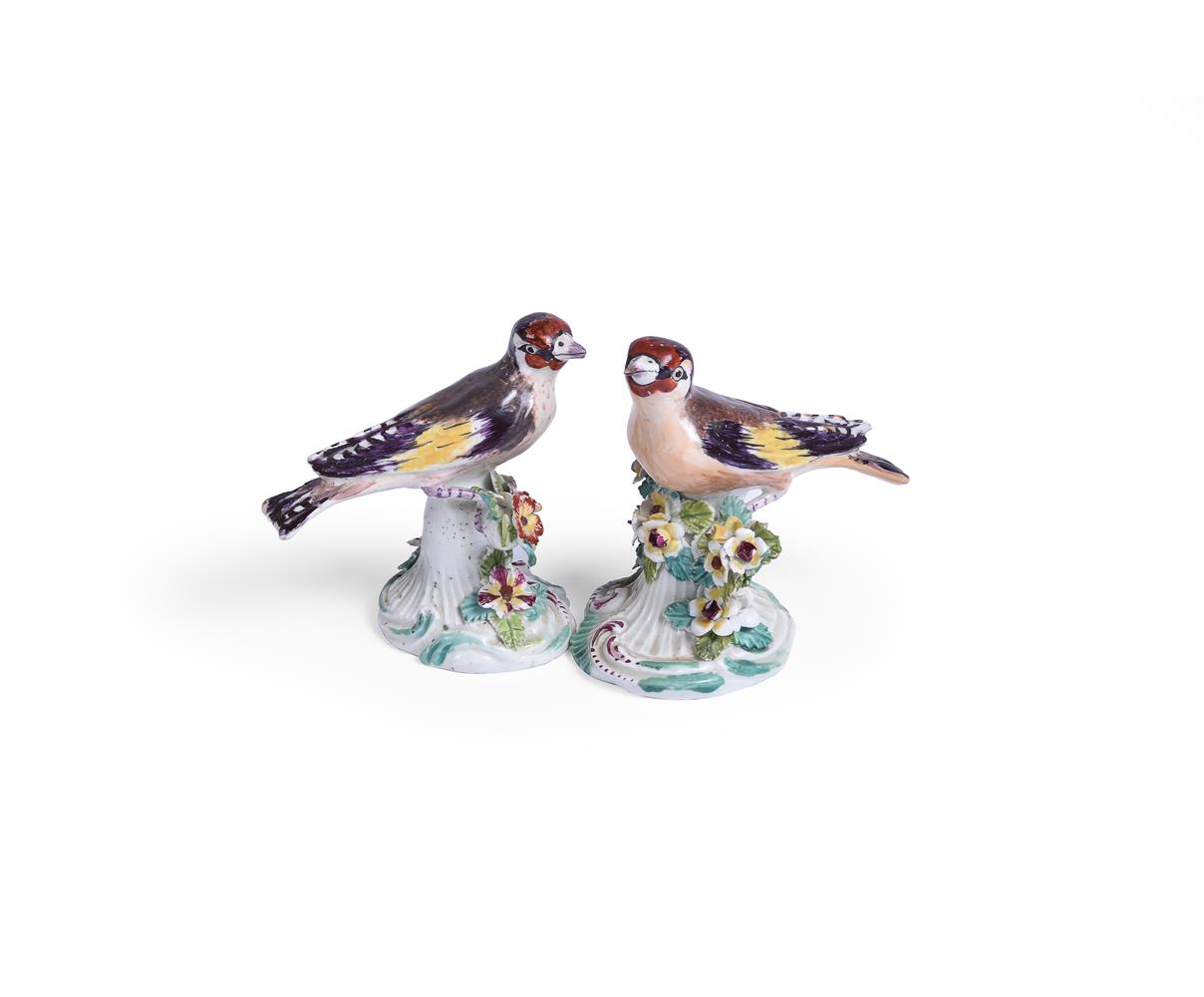 A PAIR OF DERBY PORCELAIN MODELS OF GOLDFINCHES, CIRCA 1760-65