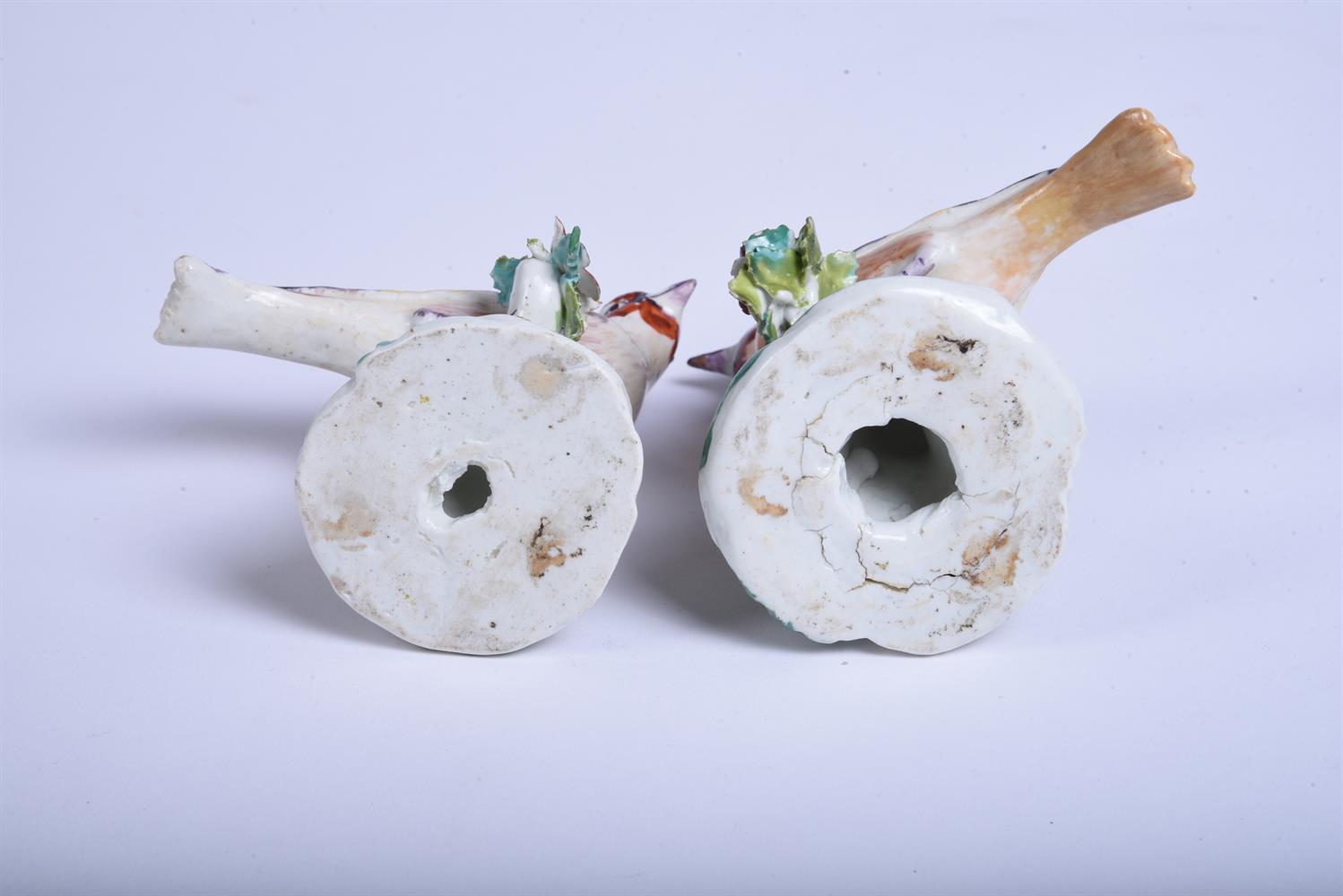 A PAIR OF DERBY PORCELAIN MODELS OF GOLDFINCHES, CIRCA 1760-65 - Image 3 of 4