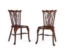 A PAIR OF GEORGE III ELM AND SYCAMORE WINDSOR CHAIRS, THAMES VALLEY