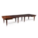A GEORGE IV MAHOGANY EXTENDING DINING TABLE, ATTRIBUTED TO GILLOWS OF LANCASTER