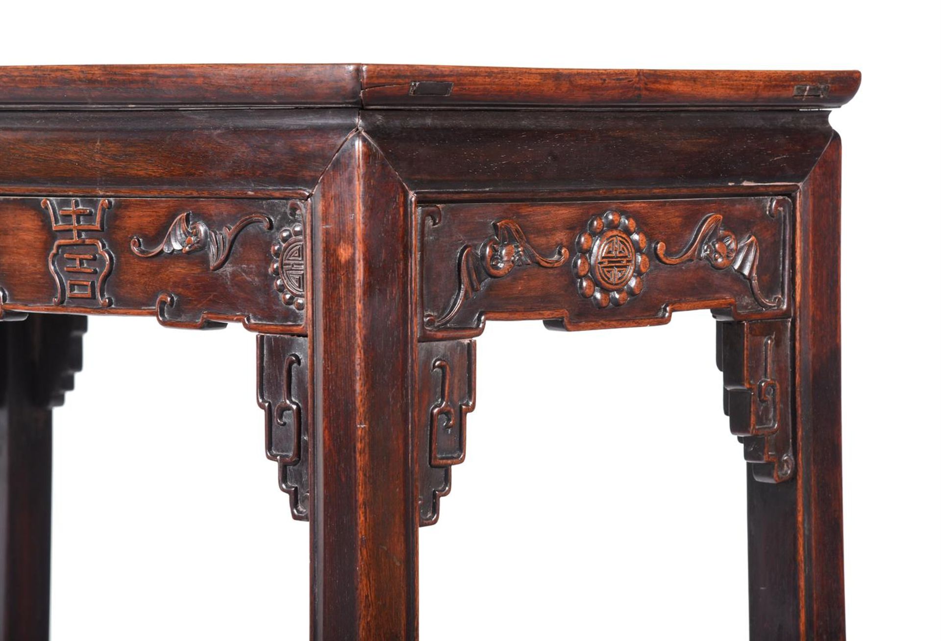 A CHINESE HARDWOOD SIDE OR ALTAR TABLE, 18TH/19TH CENTURY - Image 3 of 5