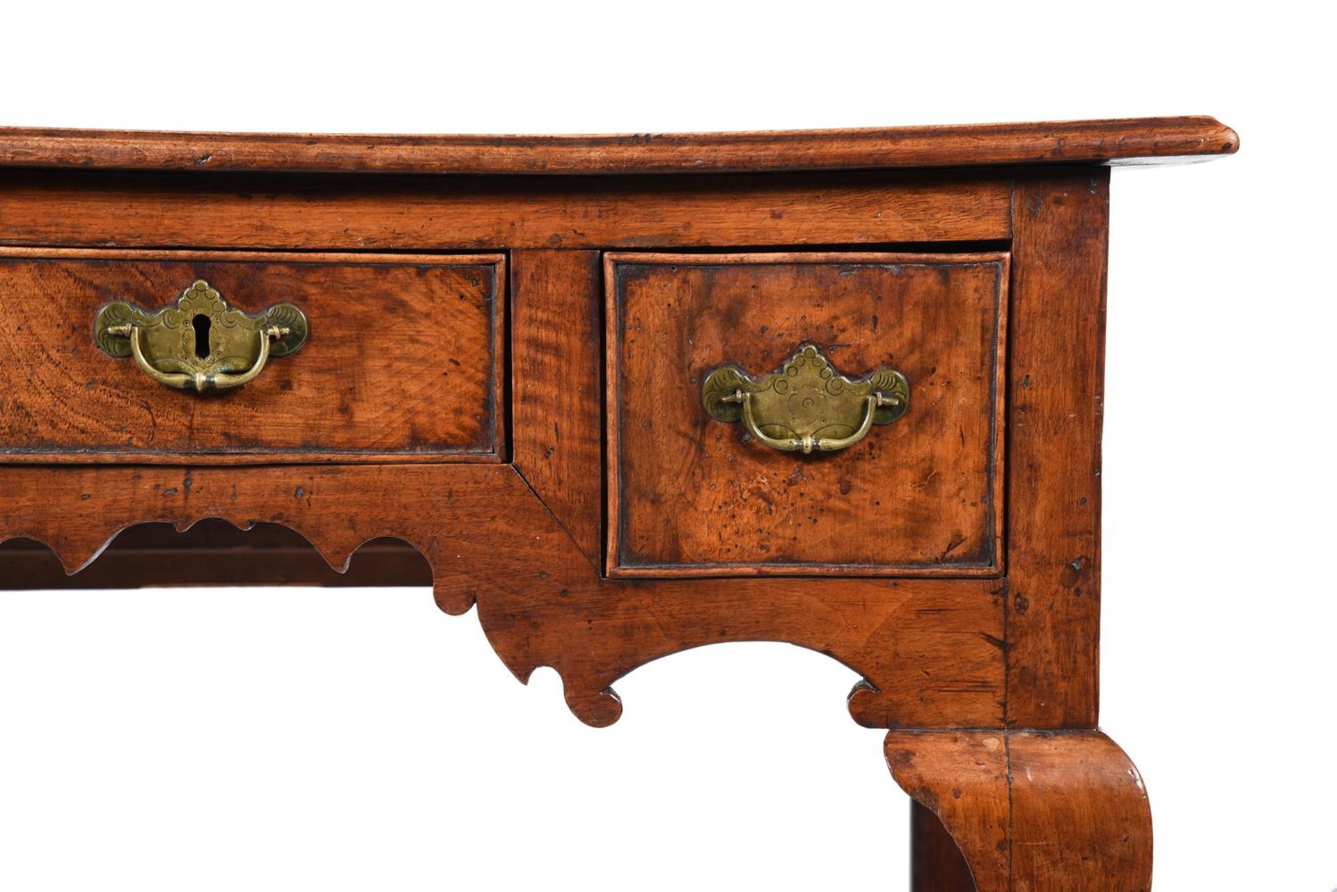 A QUEEN ANNE WALNUT SIDE TABLE, CIRCA 1710 - Image 3 of 5