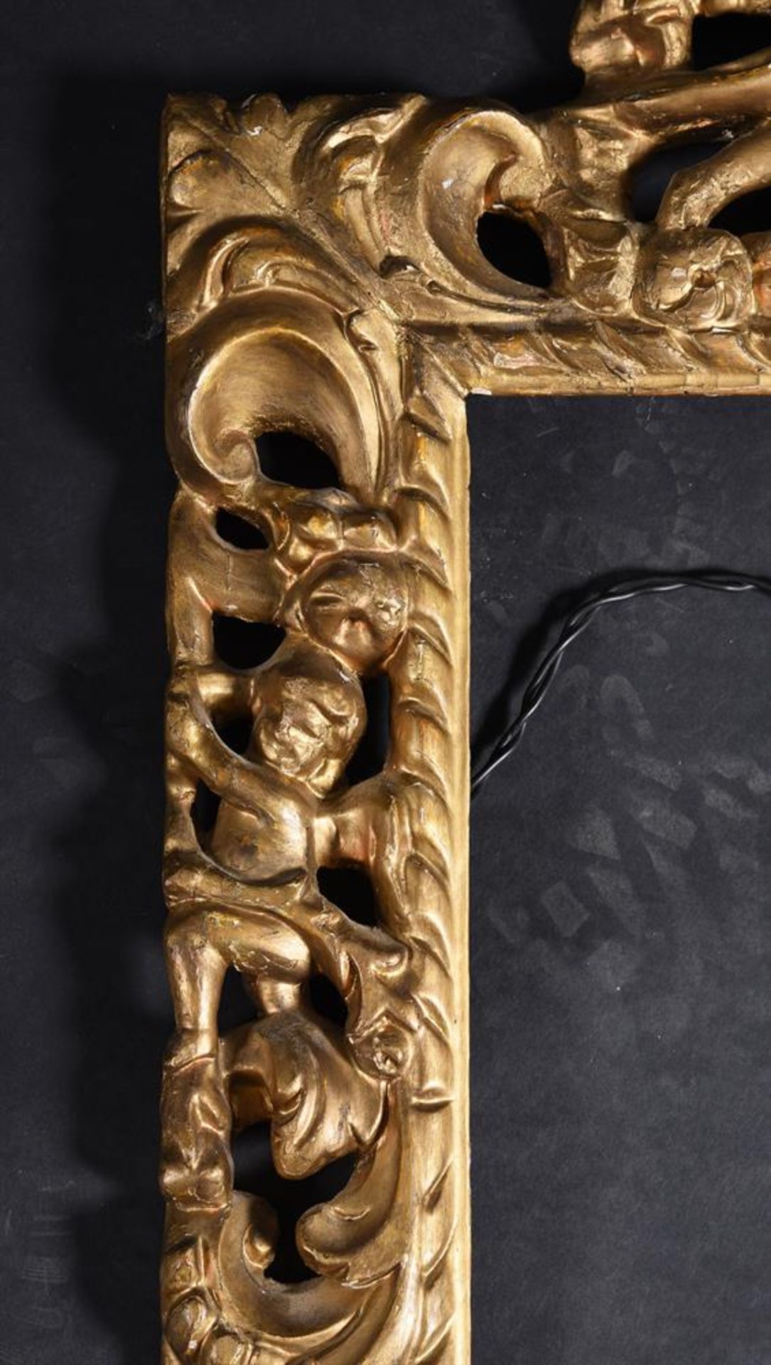 A CHARLES II CARVED GILTWOOD FRAME, CIRCA 1680 - Image 4 of 5