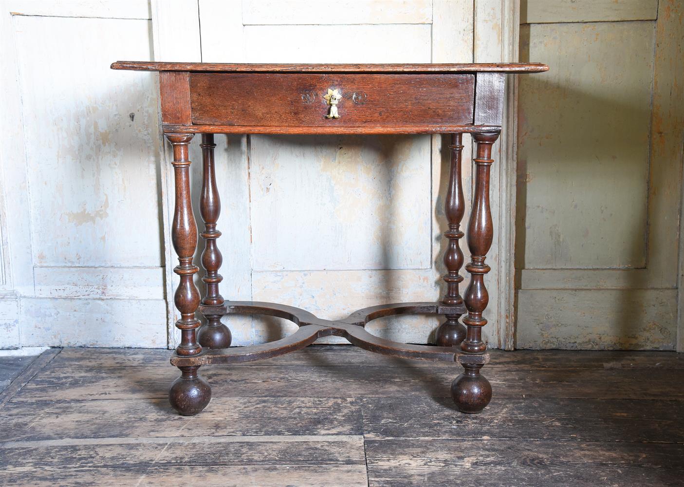 A WILLIAM & MARY OAK SIDE TABLE, CIRCA 1690