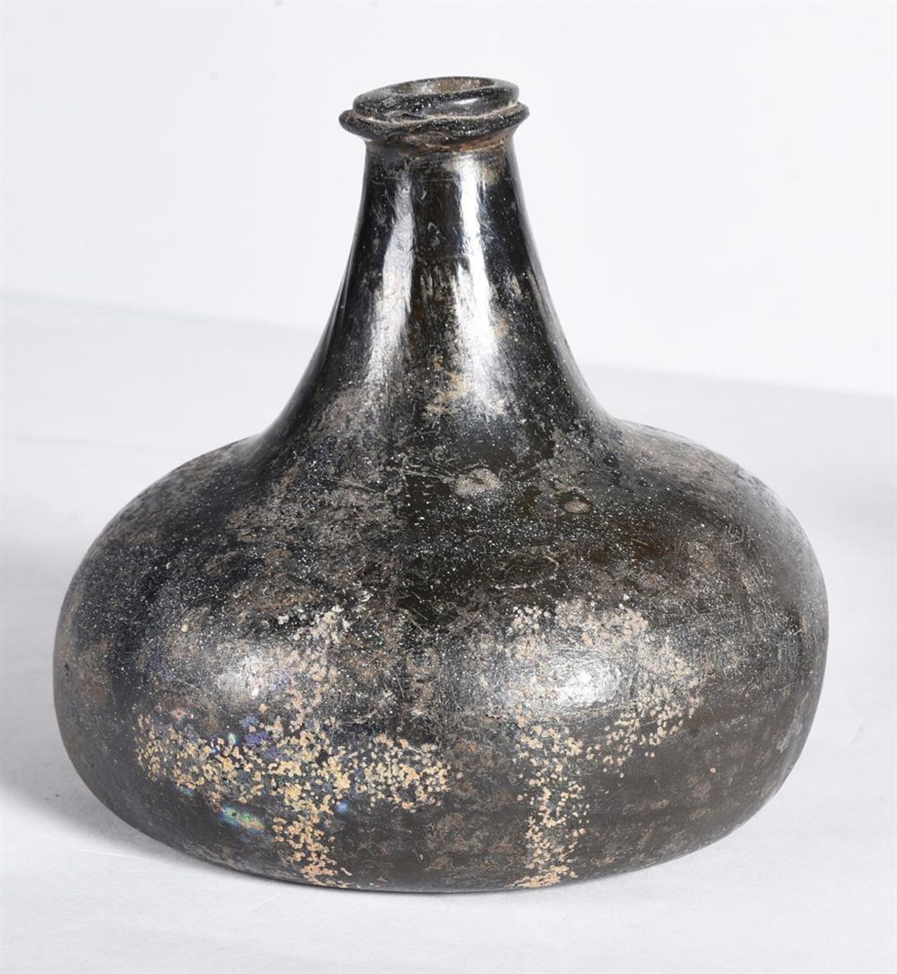 TWO 'ONION' SHAPE WINE BOTTLES, ENGLISH, EARLY 18TH CENTURY - Image 3 of 4