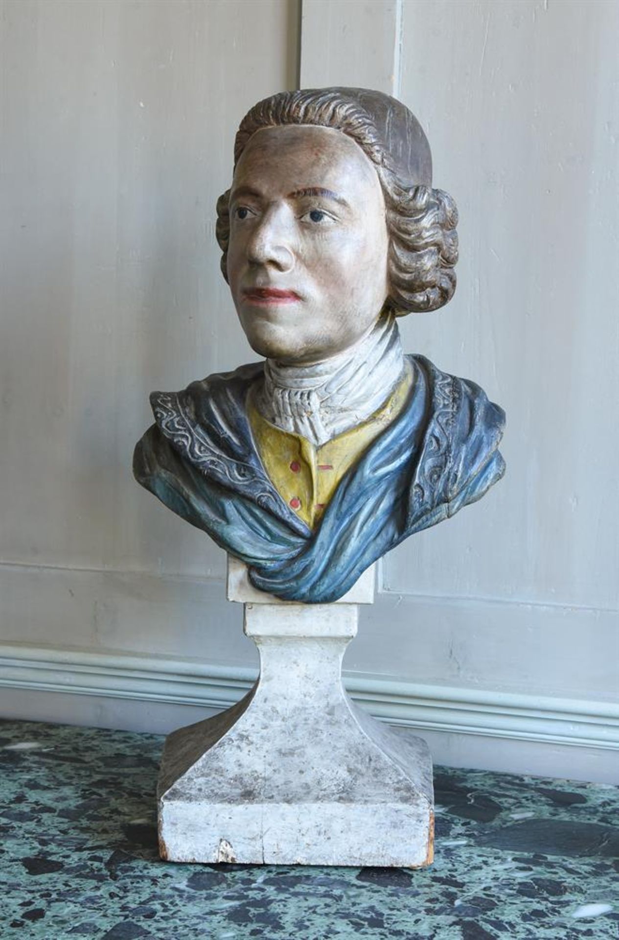 A RARE GEORGE III CARVED AND PAINTED PORTRAIT BUST OF THE SHIPBUILDER WILLIAM WOOD - Bild 2 aus 6