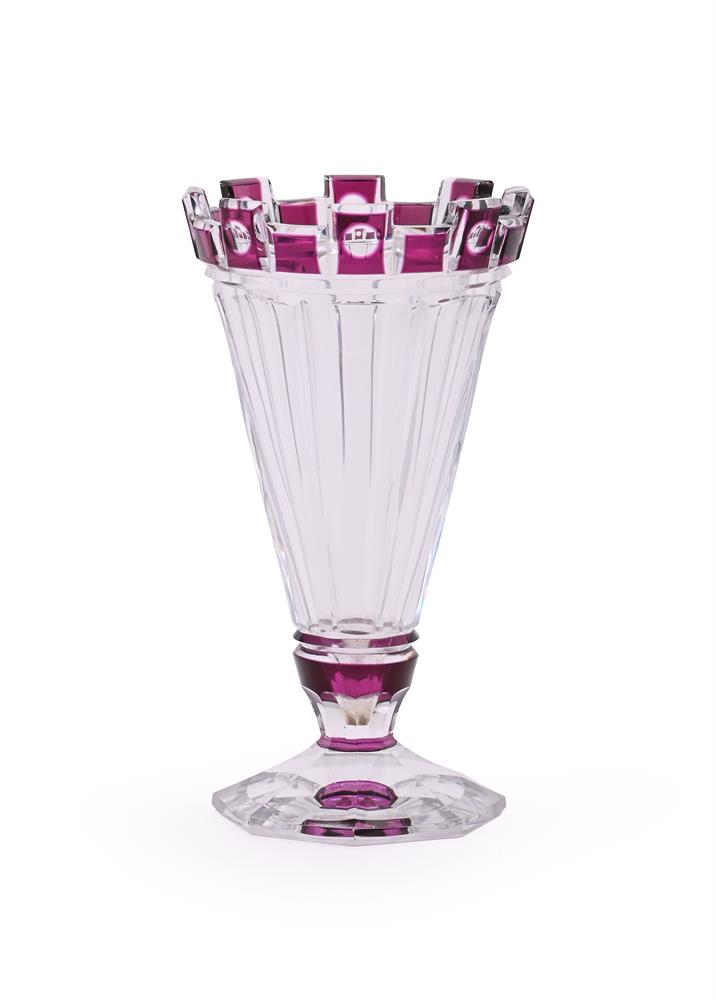 AN ART DECO VAL ST. LAMBERT 'VIANDEN' PALE AMETHYST OVERLAY AND CLEAR GLASS TRUMPET VASE