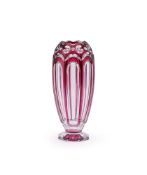 A VAL ST. LAMBERT 'ADP9' PALE RED OVERLAY AND CLEAR GLASS OVOID FLORIFORM VASE