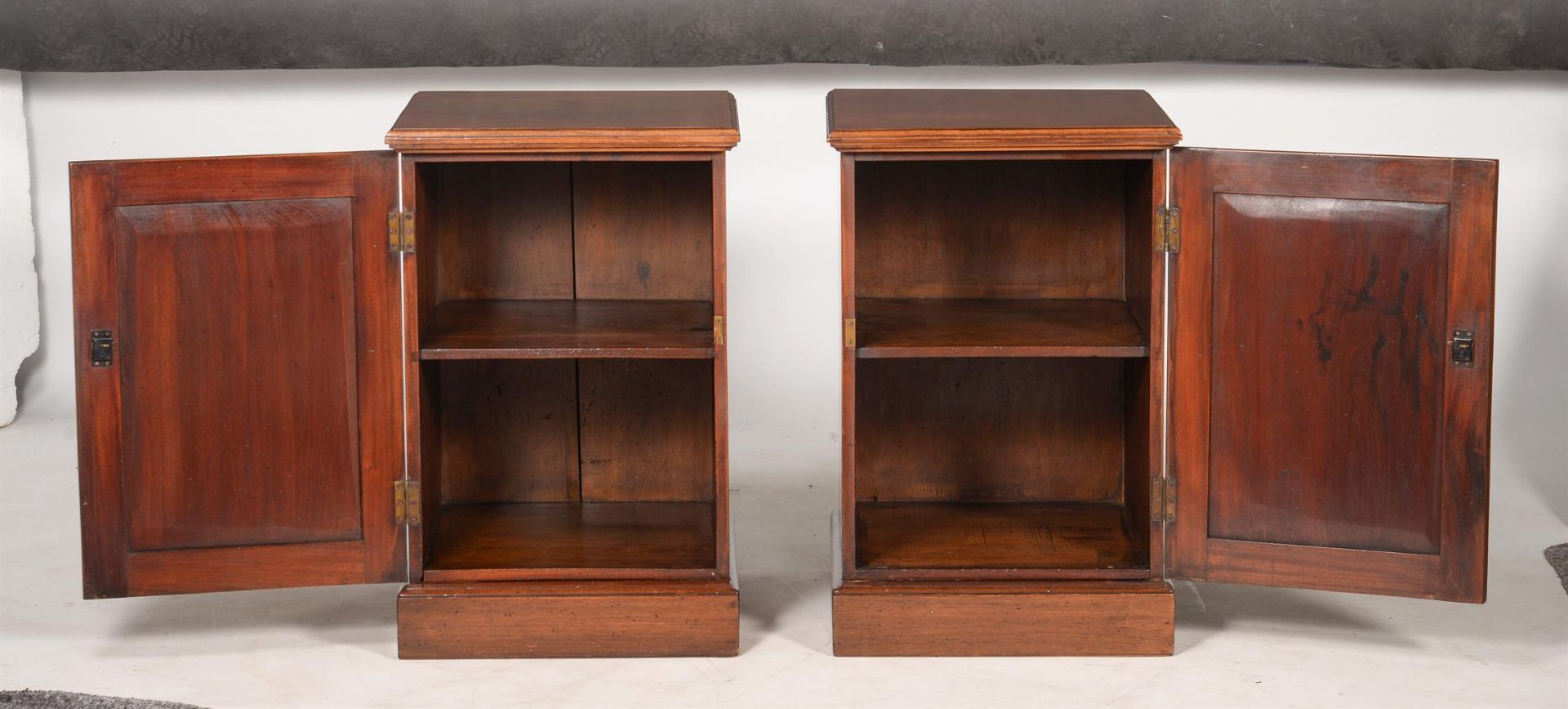 A PAIR OF MAHOGANY PEDESTAL CABINETS - Image 2 of 2