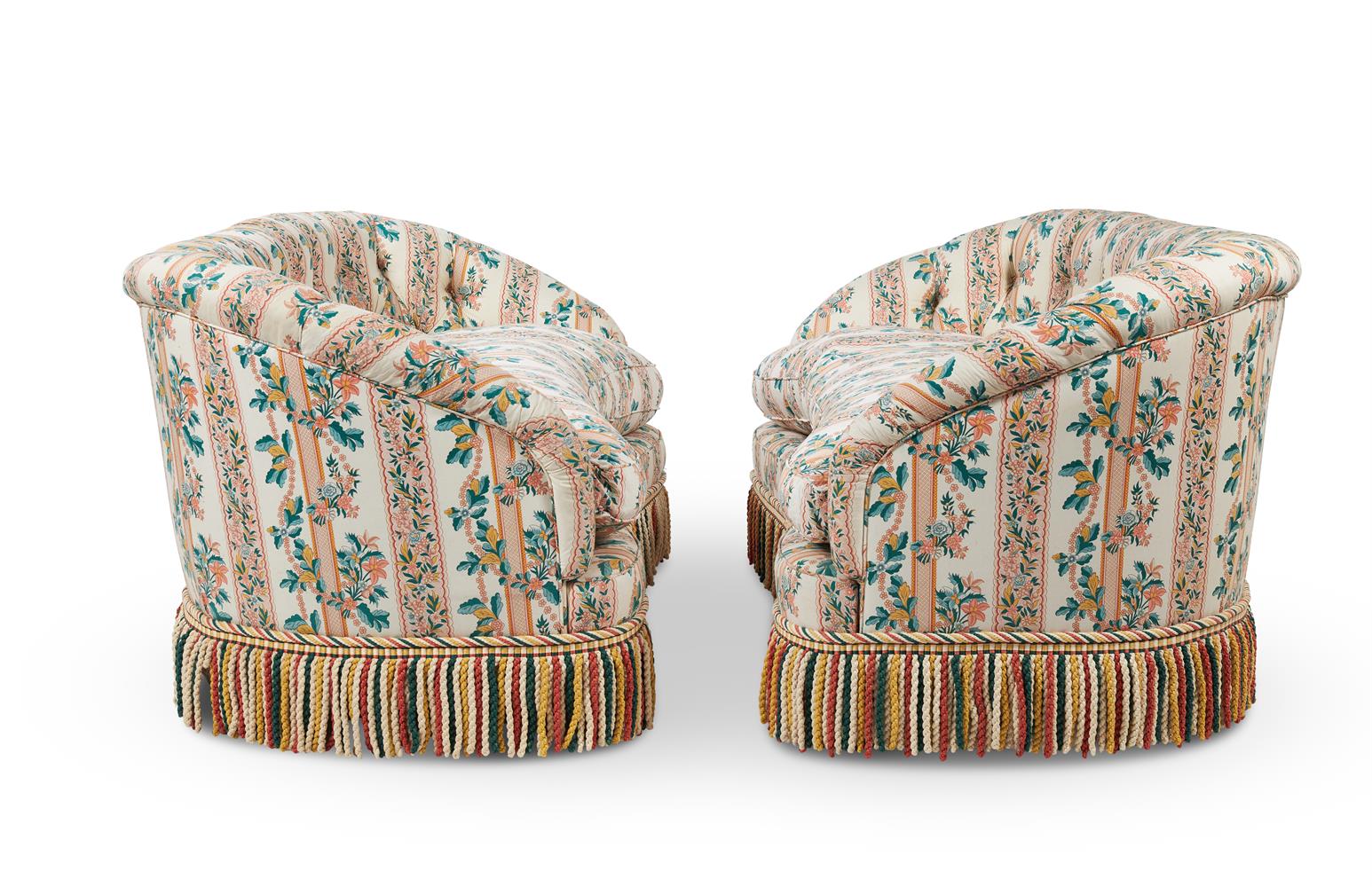 A PAIR OF KIDNEY SHAPED SOFAS IN VICTORIAN STYLE - Image 2 of 4