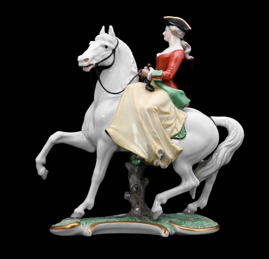 A MODERN NYMPHENBURG EQUESTRIAN GROUP OF A HUNTRESS - Image 2 of 4