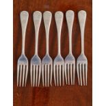 Set of 6 Emile Viners Sheffield silver Old English pattern dessert forks, 170mm, 264g.