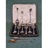 Mixed silver to include cased teaspoons, novelty golf spoons, sugar sifters and Georgian teaspoon,