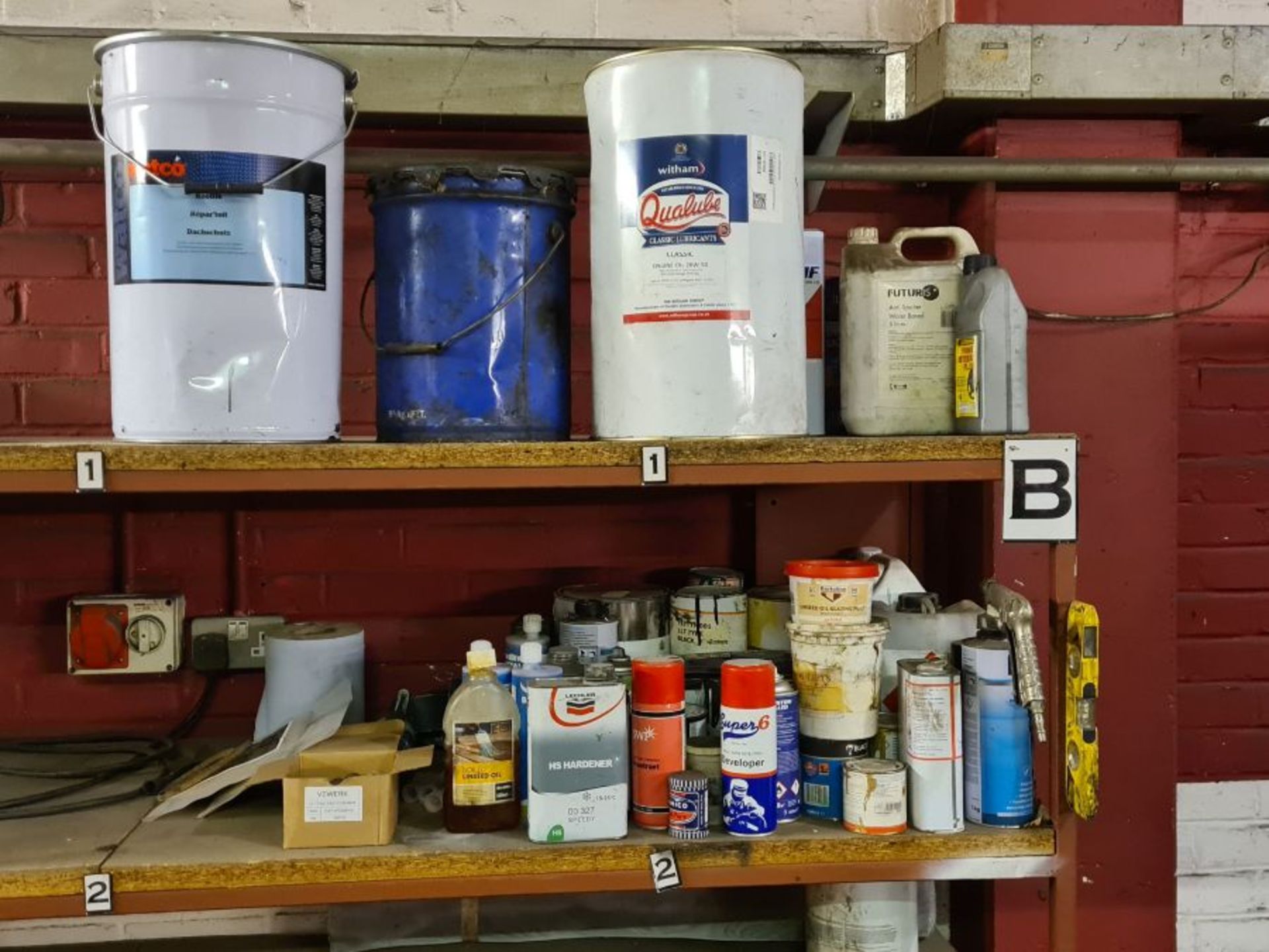 Quantity of workshop lubricants, oils and consumables
