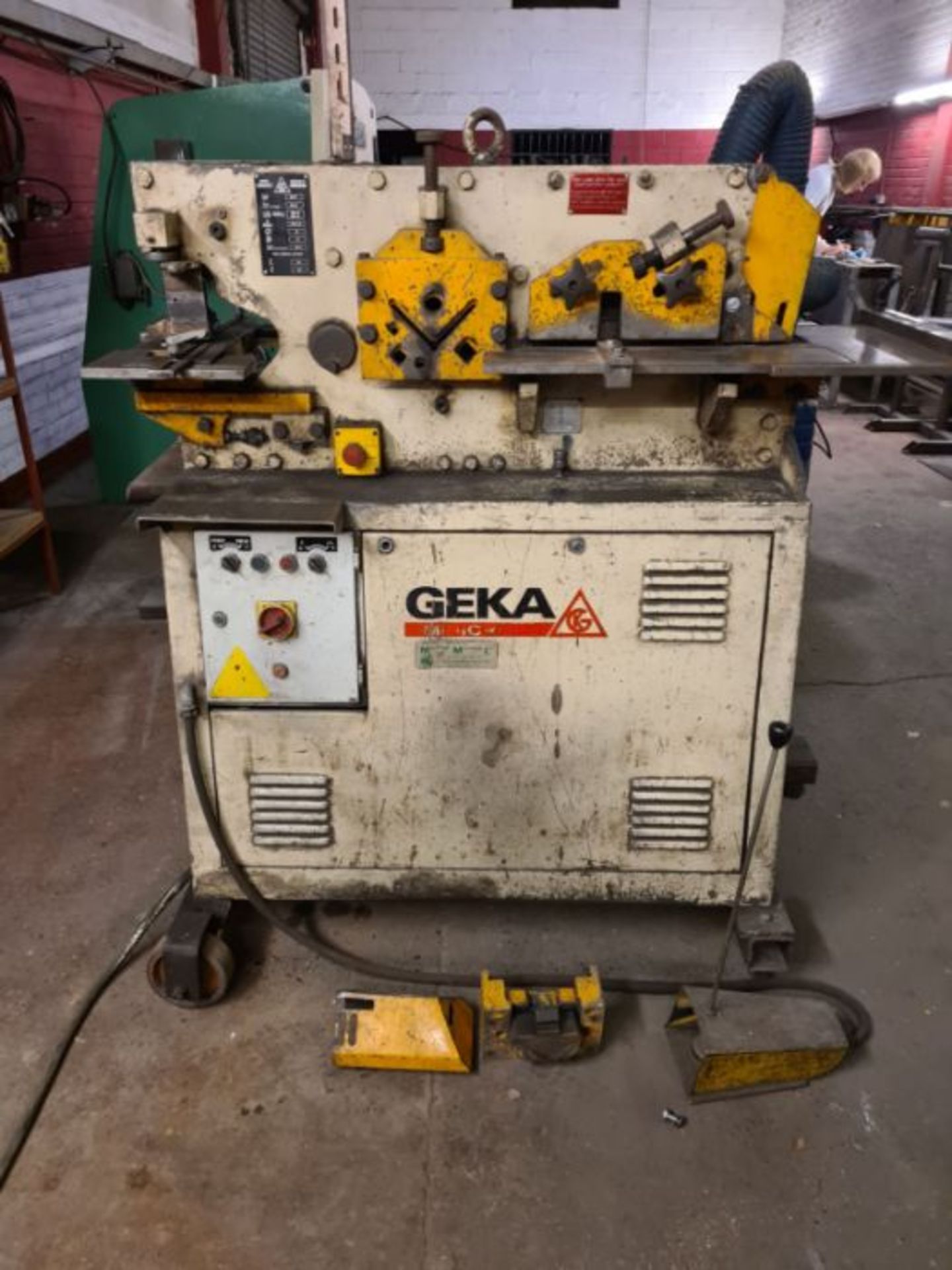 Geka minicrop metal working machine