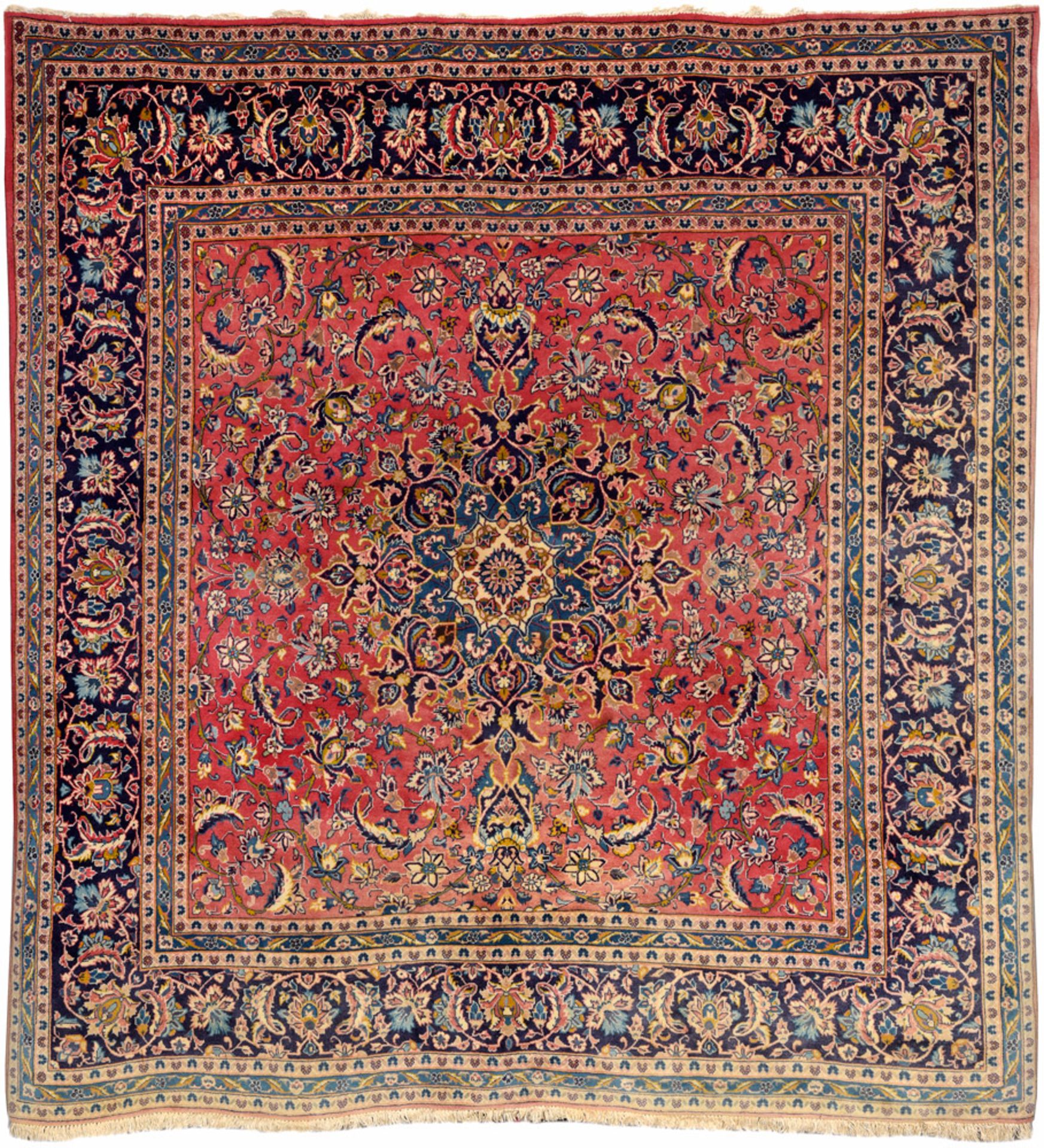 Keschan ca. 270 x 255 cm.